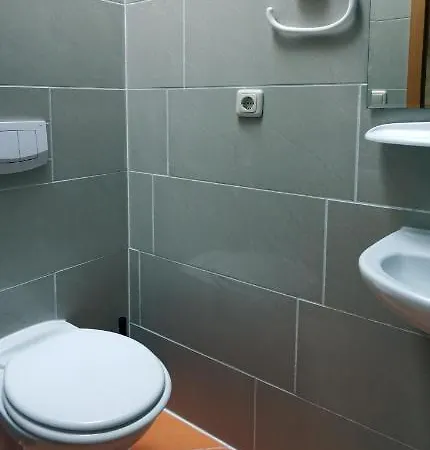 Sofa Restaurant-hotel-spaetkauf بيت ضيافة *