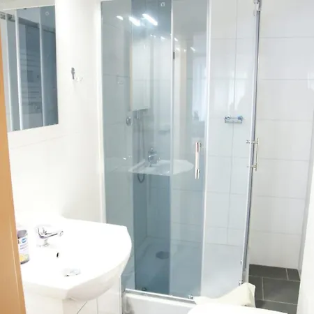 Sofa Restaurant-hotel-spaetkauf بيت ضيافة *